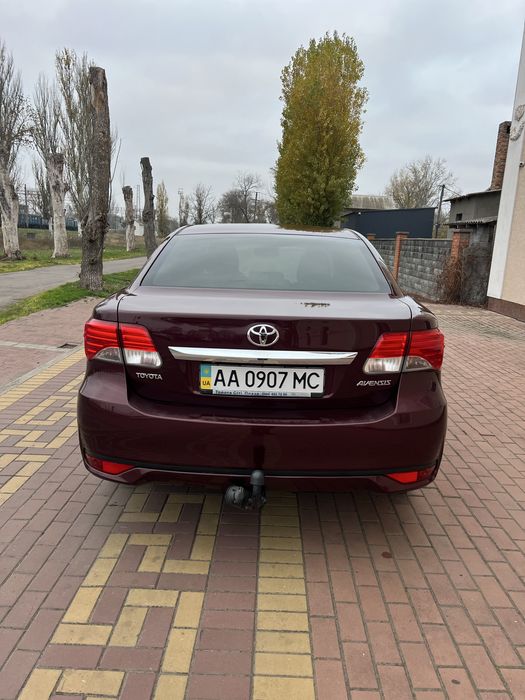 2013 Toyota Avensis 2.0 Гбо4 акпп НЕФАРБОВАН