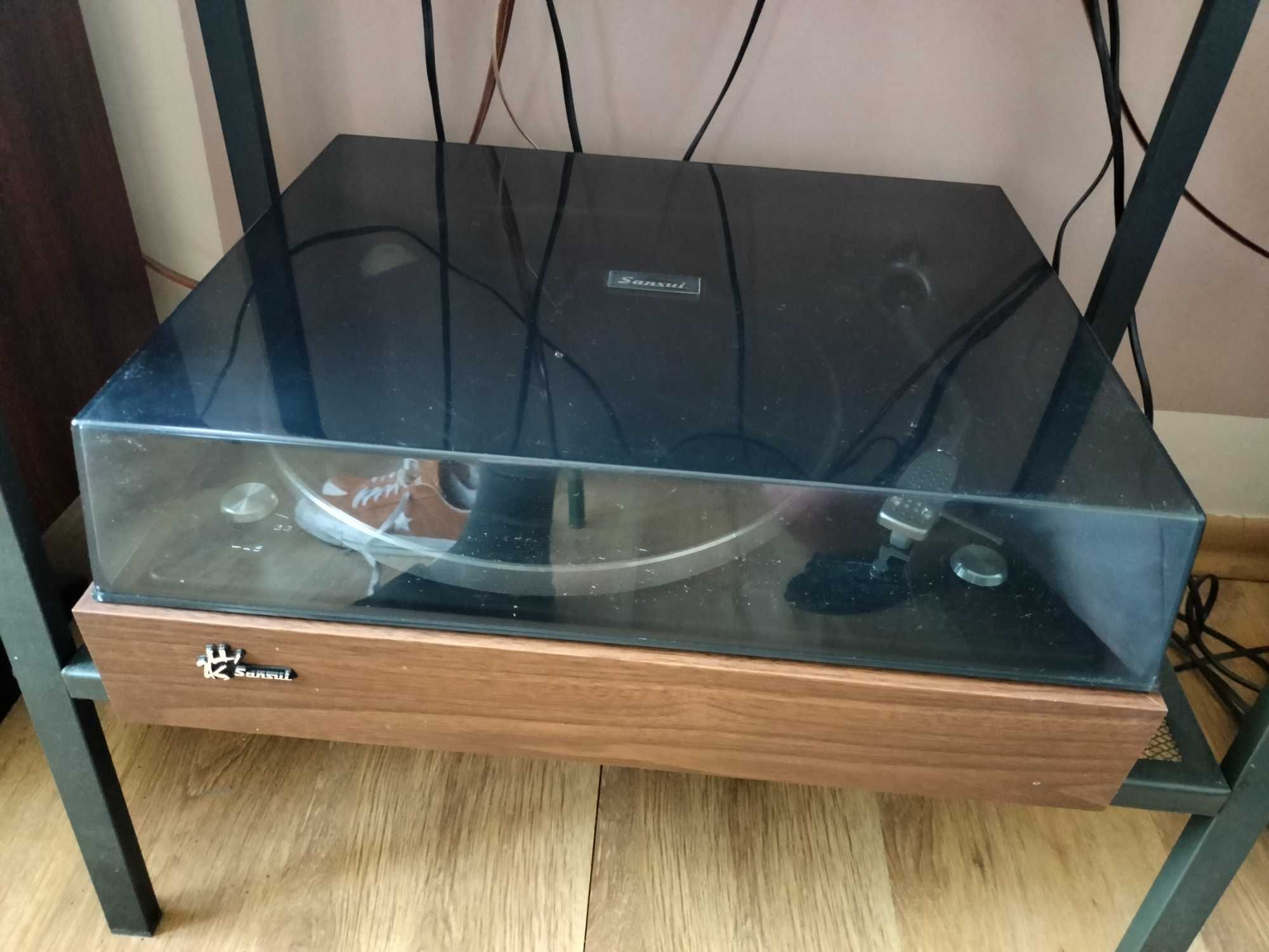 gramofon Sansui SR-212