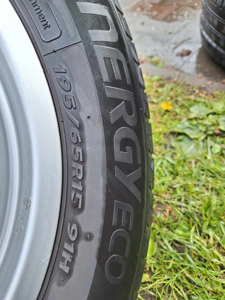 Alufelgi 5 sztuk, dekle audi, 5x100 z oponami 195/65 R15