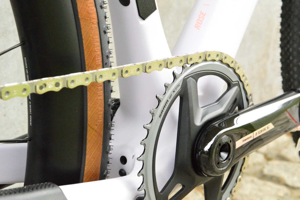 ROSE Backroad SRAM Force AXS XPLR 1x12 karbon koła i kokpit 55-M 59-XL