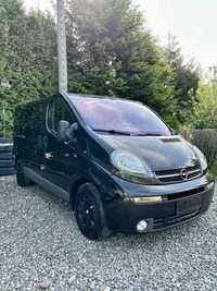 Opel Vivaro 2.5 Diesel 8 osob Nawiewy niski przebieg !