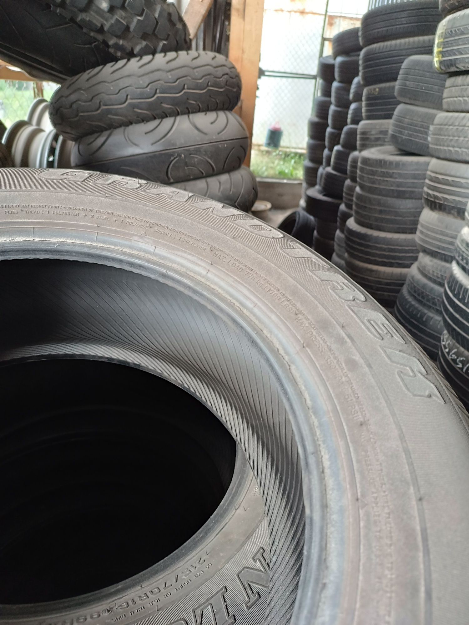 Шини Dunlop 215/70/16 6,5mm 4шт.
