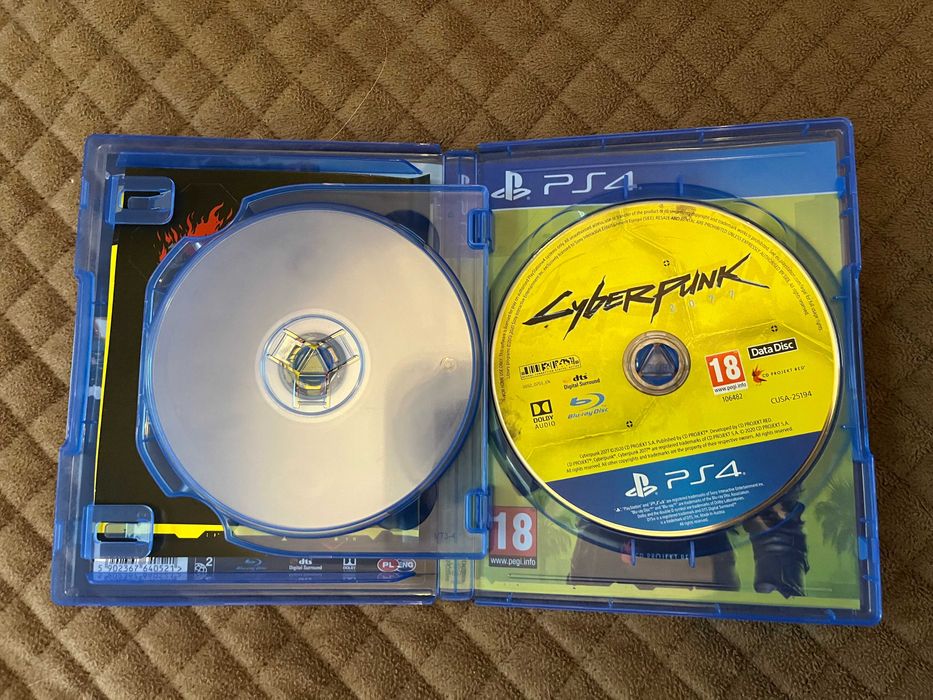Cyberpunk 2077 PS4/PS5 polska wersja + akcesoria