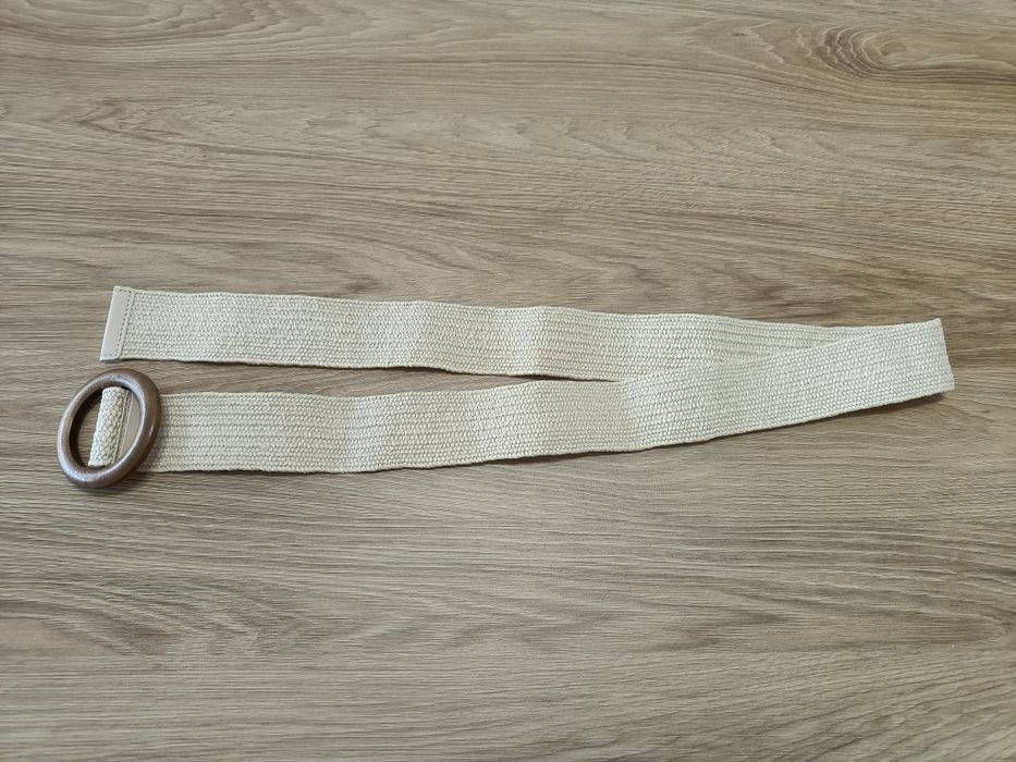 Pasek słomkowy drewniana klamra 112 cm x 5 cm