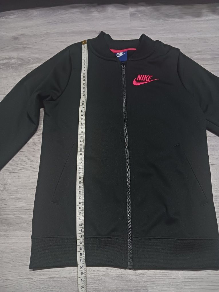 Bluza dresowa Nike rozm. 128/134 zapinana na zamek / jak nowa