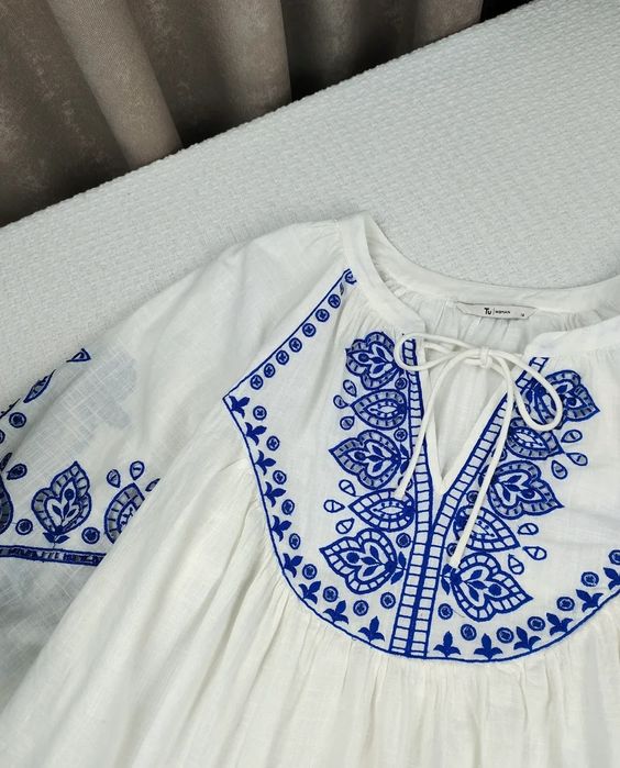 Вишиванка жіноча