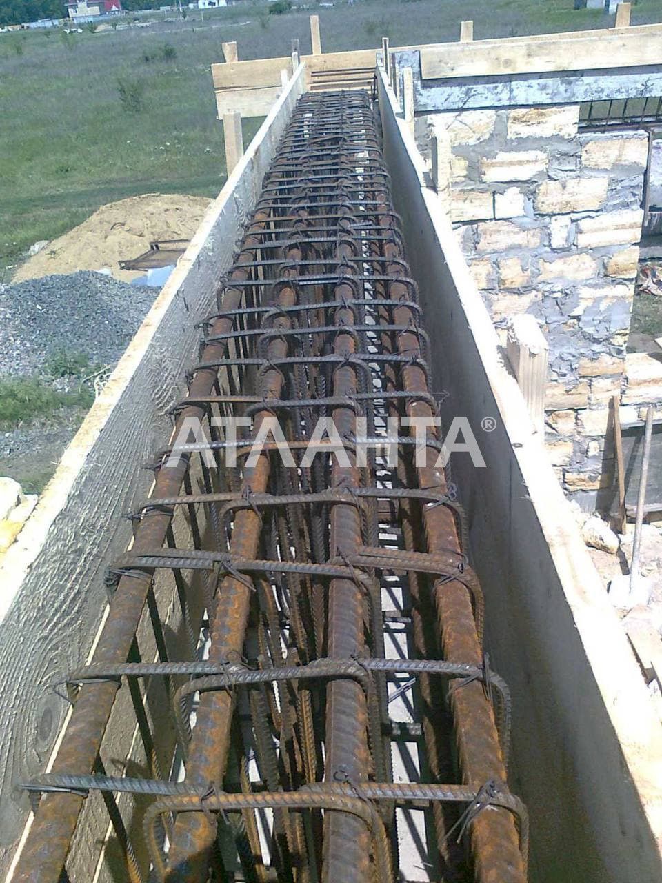 Надежный дом в центре поселка Усатово (станция). Близко Клеверный