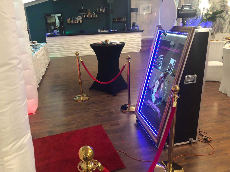 Fotolustro - Fotobutka na wesele, urodziny, imprezy – PartyBox