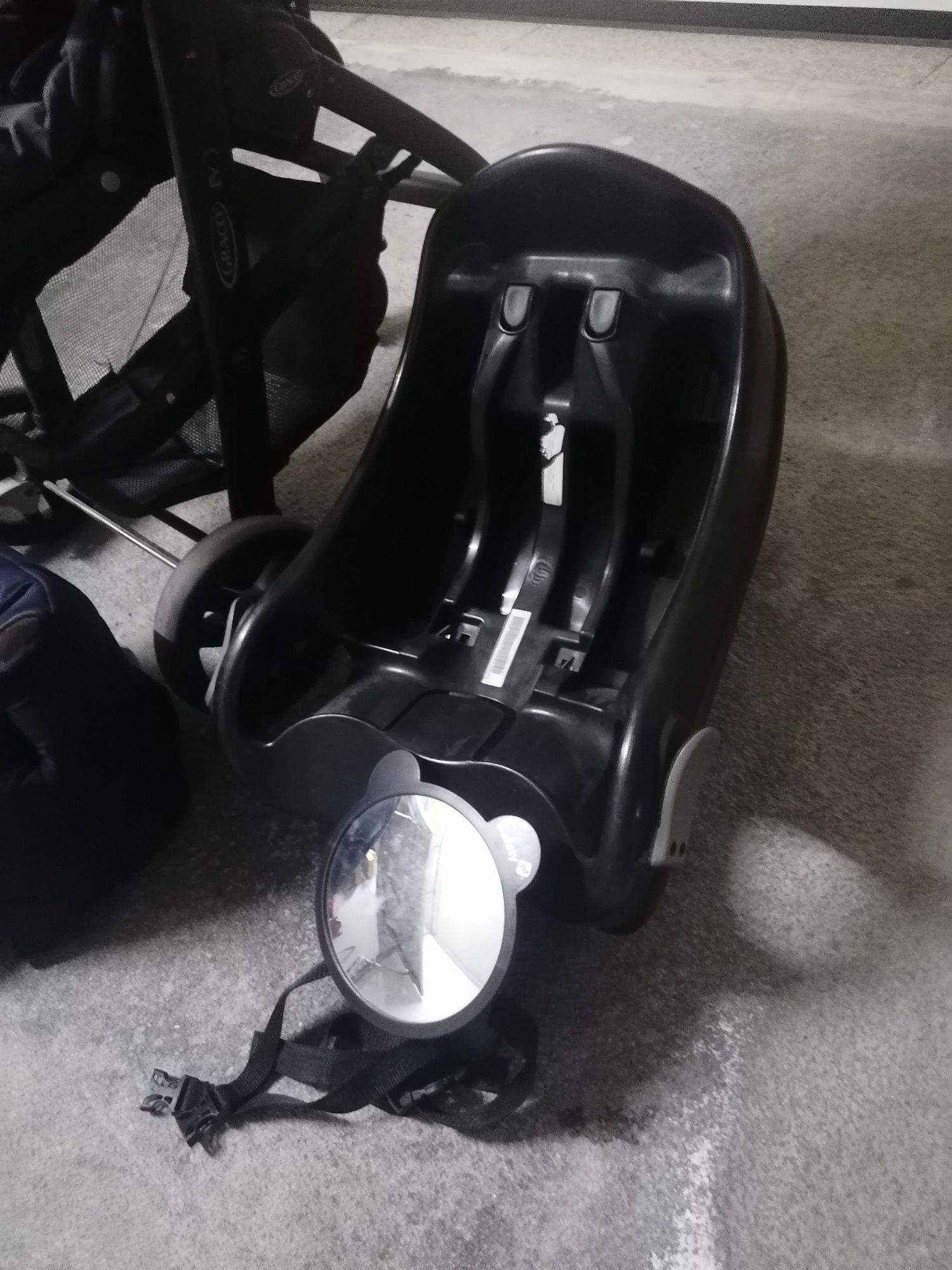 Vendo carrinho bebé com alcofa e ovo