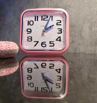 Настільний годинник QUARTZ 5,5 дюймовий безшумний аналоговий будильник