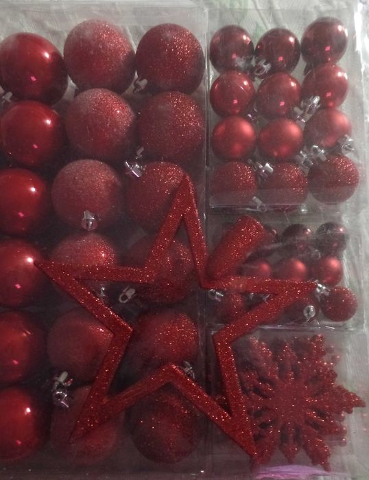Conjunto de 54 Acessórios na cor vermelha para o Natal (BOX)