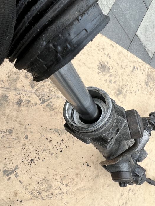 Рульова рейка w203 c-class Mercedes колонка розборка