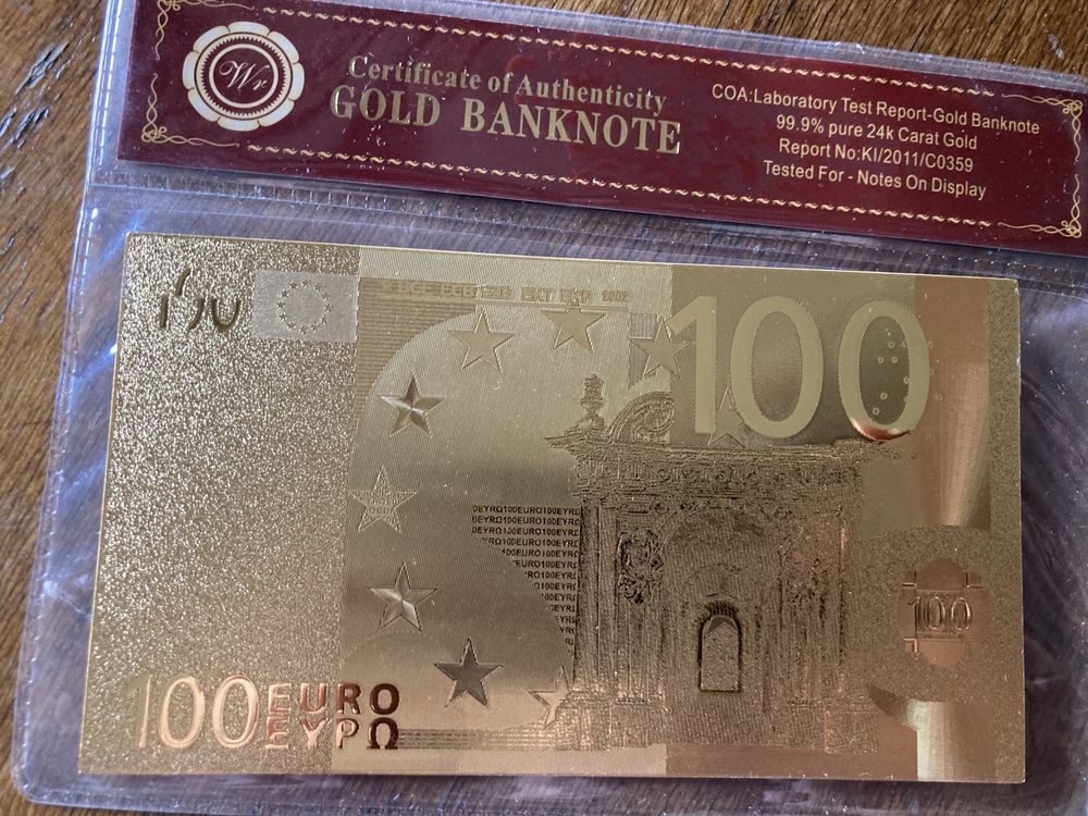 Kolekcja pozlacanych banknotow EURO