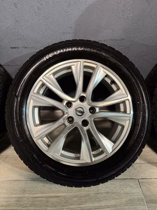 Диски  Nissan 5*114.3 R17 6.5j ET40