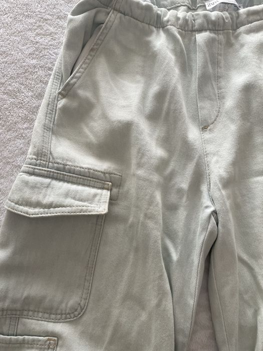 Calça cargo azul claro da ZARA