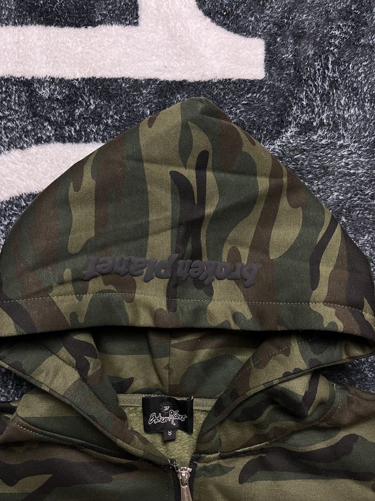 Зип худи broken planets zip M