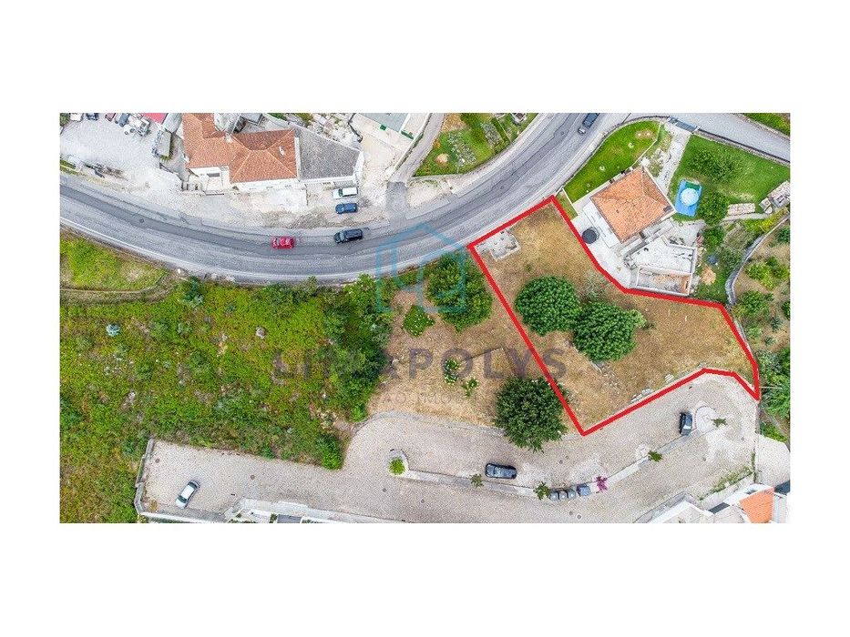 Terreno para construção com 601 m2.