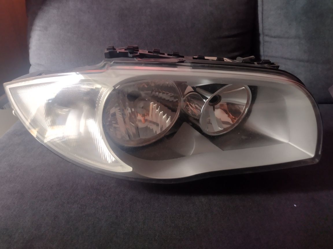Lampa przednia prawa BMW 1 e87 2005 rok