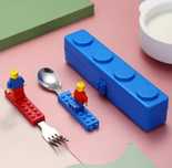 Столові прибори ложка виделка Lego, контейнер та дві фігурки