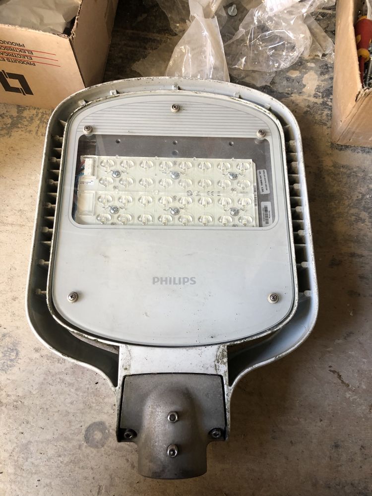 Oprawa uliczna Philips BGP 303 LED73  7300lm