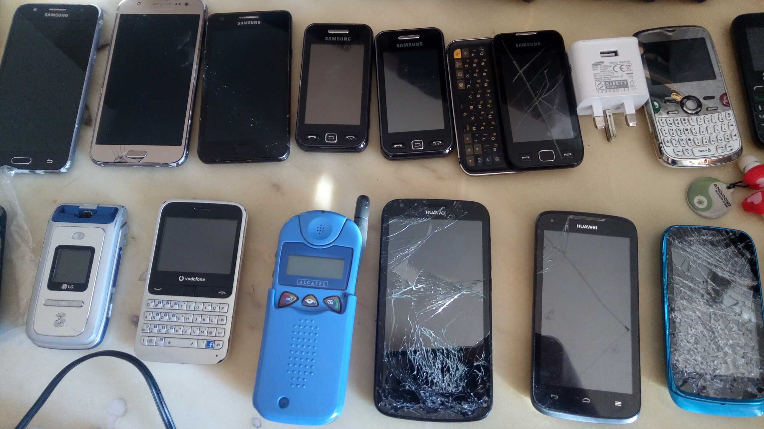 разные iphone, Samsung, Nokia, и другие