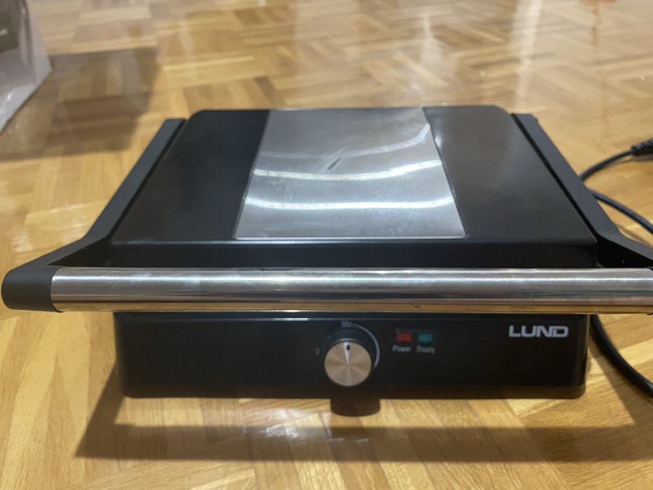 Grill elektryczny LUND