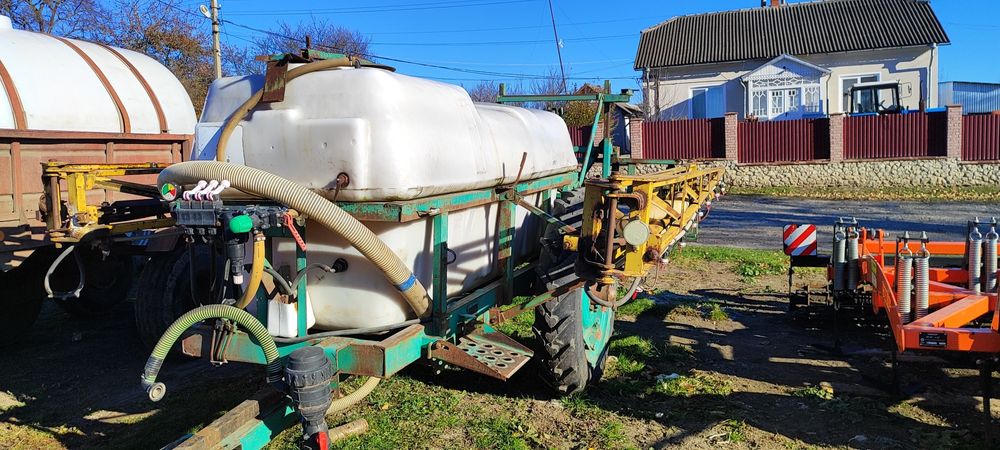 Обприскувач ОП 2000