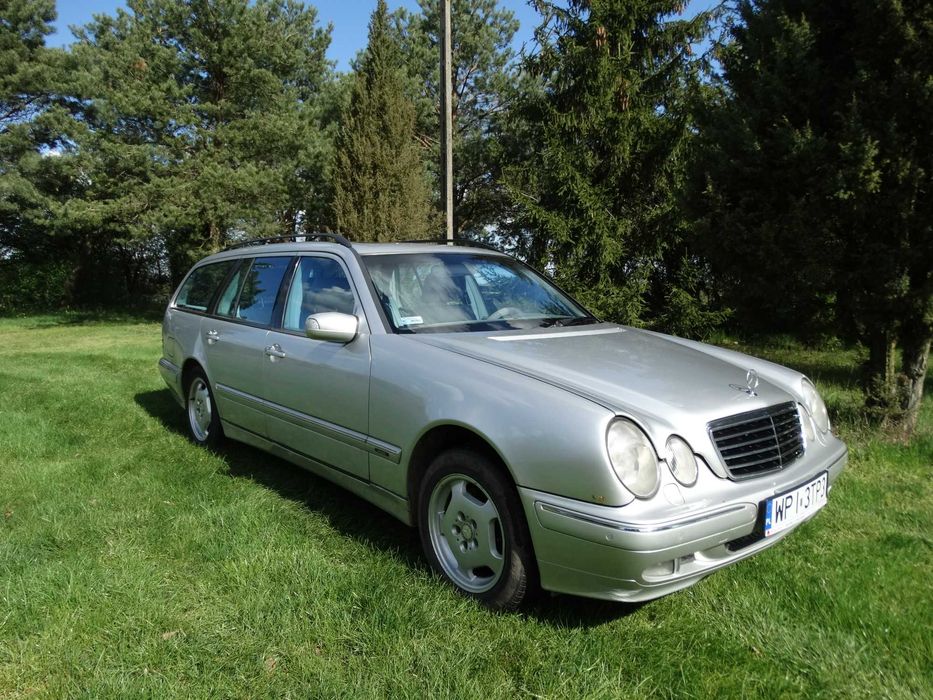 sprzedam mercedesa E 320