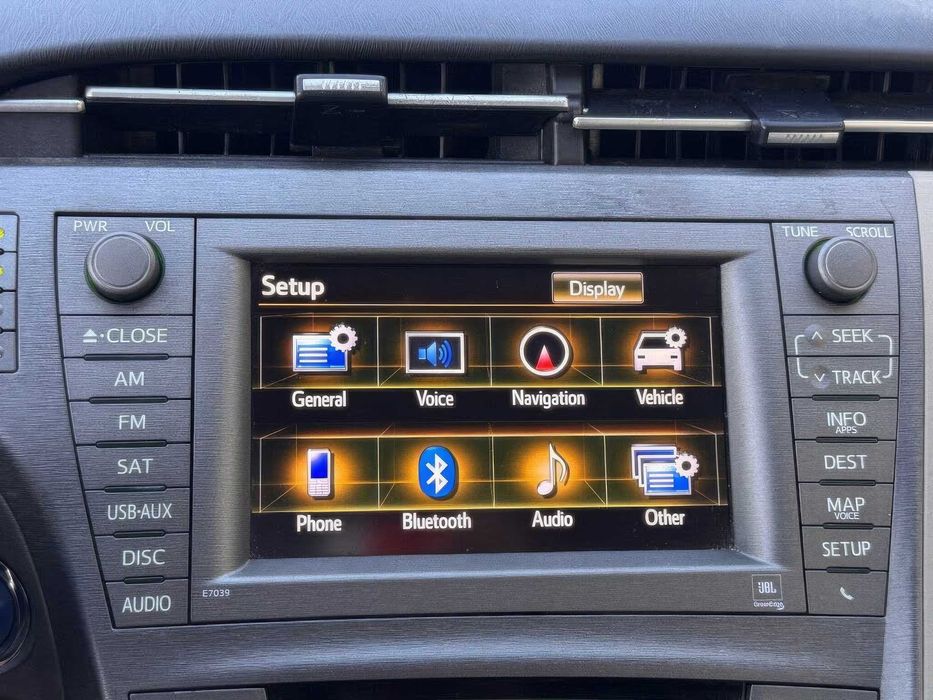 Toyota Prius Five      2013