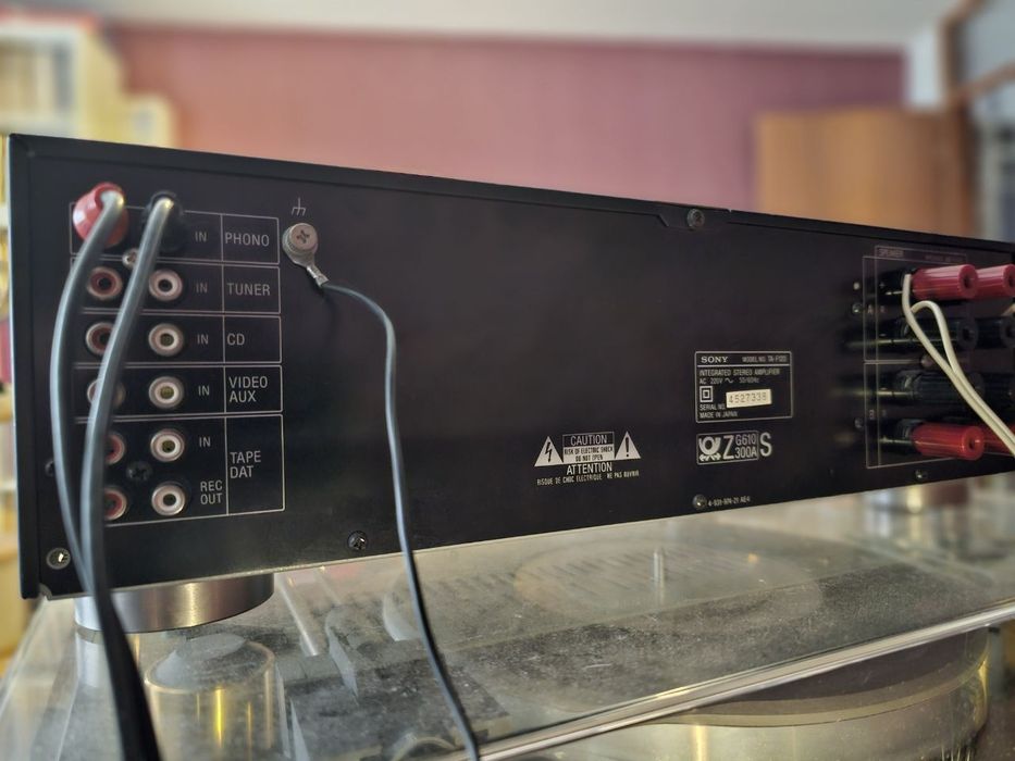 Підсилювач Integrated stereo amplifier  SONY  ТА-F-120
Super Legato Li