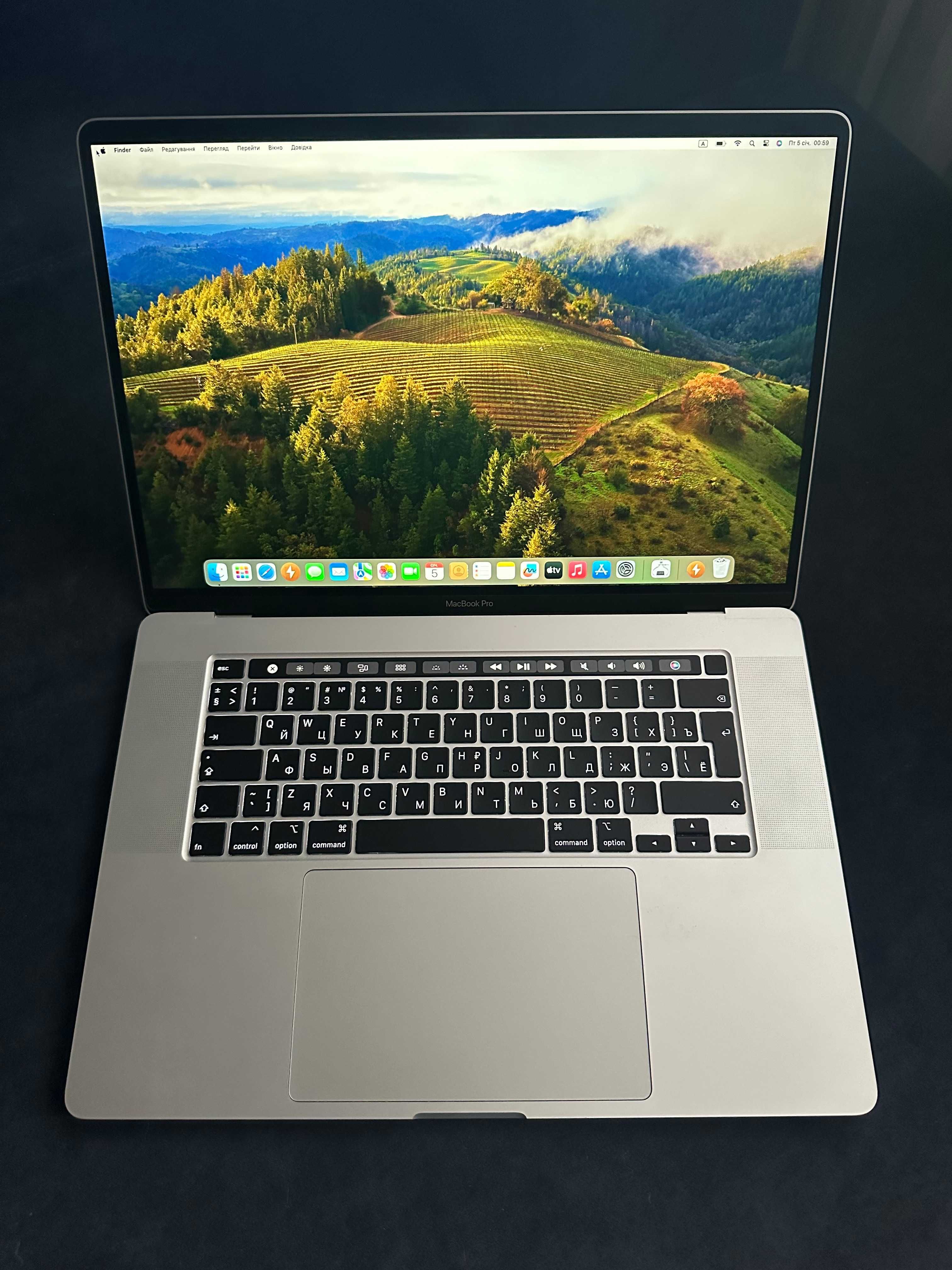 Ноутбук MacBook Pro 16" A2141 2021р PRO 5300 4Gb Core i7 16Gb RAM 512G