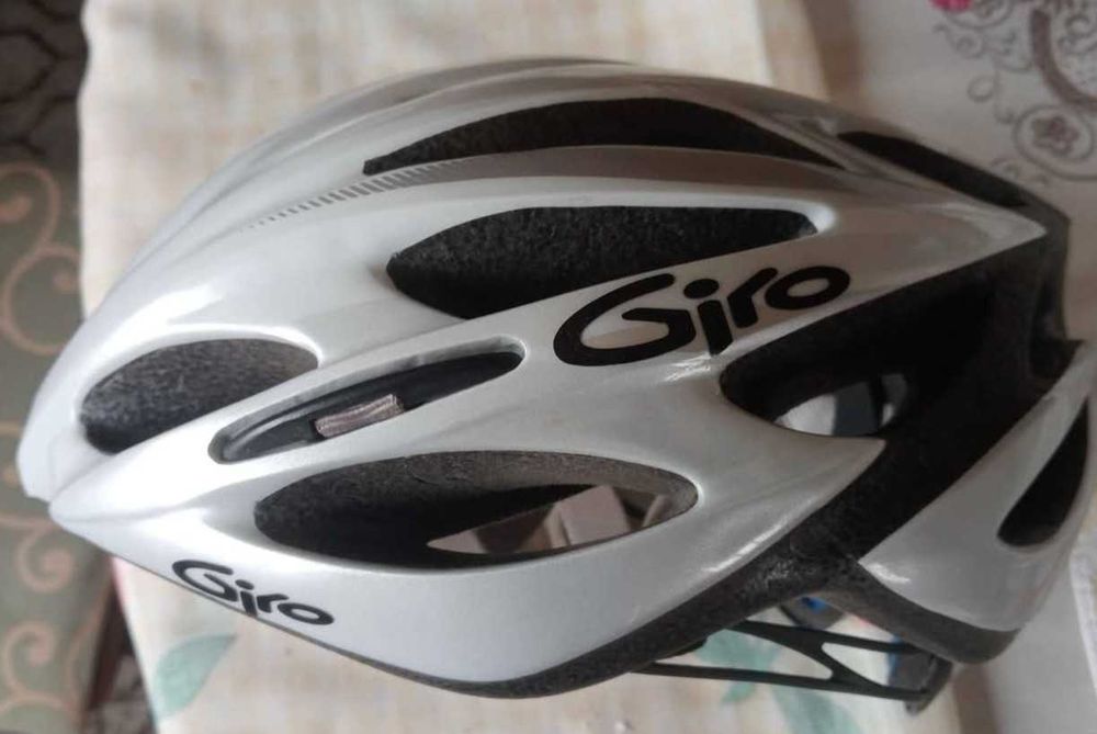 Capacete GIRO de Mountain Bike ou ciclismo, tamanho M / L