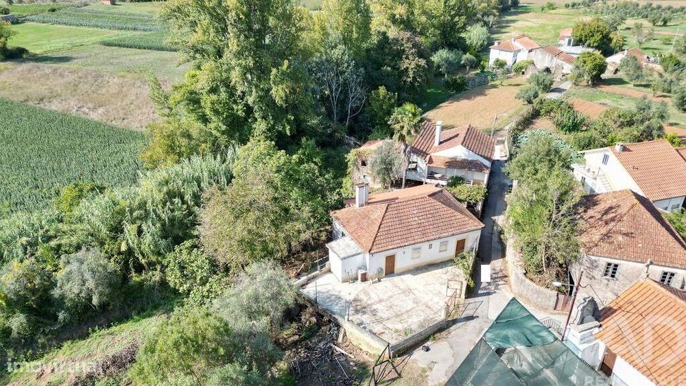 Quinta agricola T5 em São Miguel, Santa Eufémia e Rabaçal de 272 m2