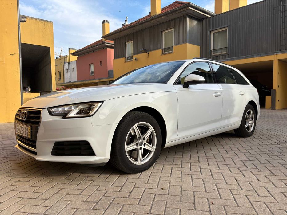 Audi A4 AVANT 35 Cx Automática