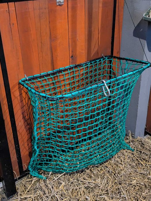 Siatka na siano z ramką dla konia FULL 200l łatwe ładowanie - zielona