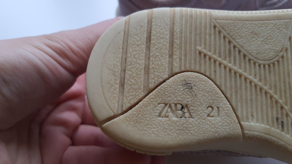 Кросівки дитячі  Zara 21 розмір