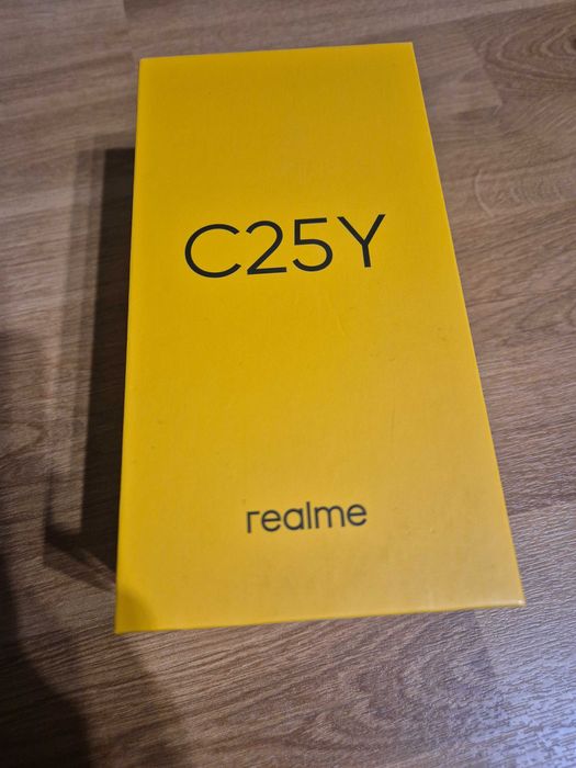 Niebieski smartfon Realme C25Y