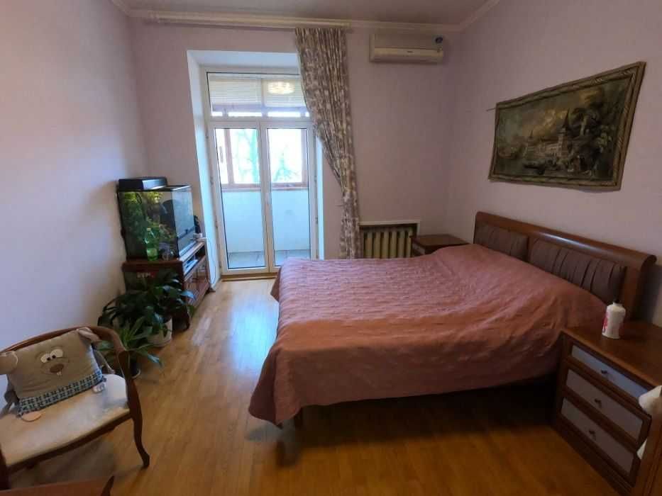 Оренда 2-к квартири на вул. Нагірна