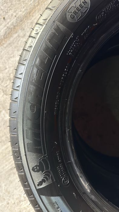 Pneus 205/60r16 Michelin Energy Saver + com 75% piso