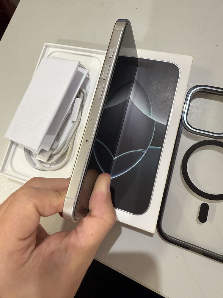 Iphone 16 pro 256Gb branco