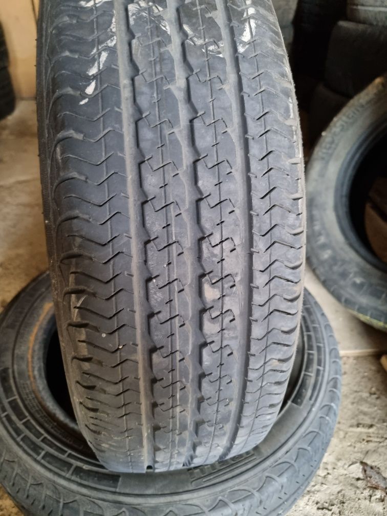 Шини Pirelli 195/60/16c