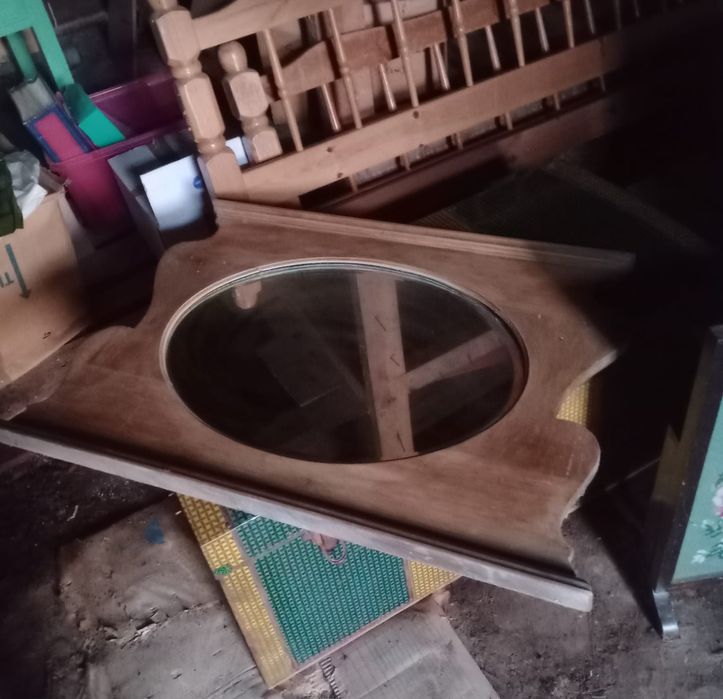 Moldura Madeira para Espelho - ANTIGO