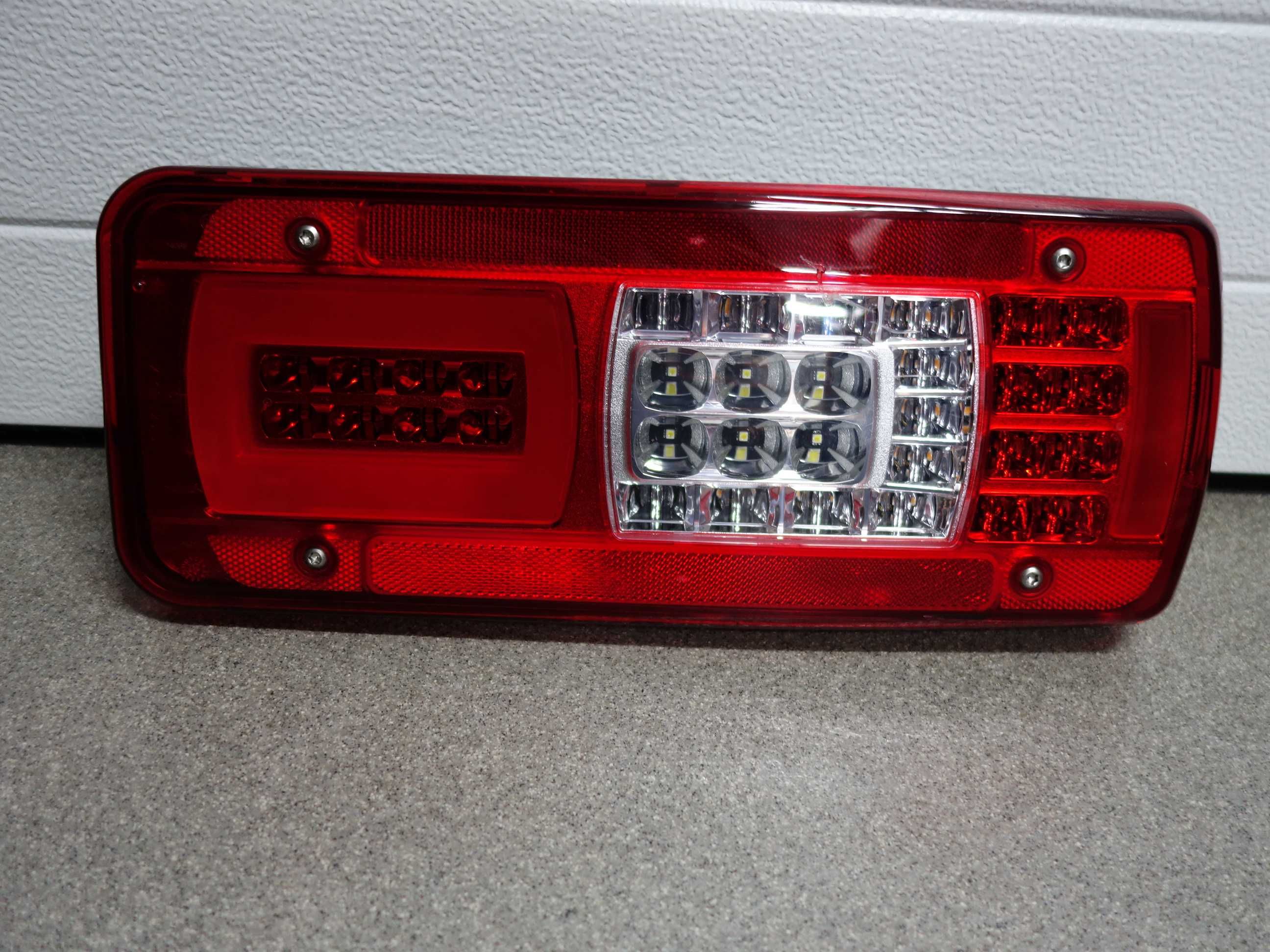 lampa tył mercedes sprinter 907 led  skrzynia rama kontener lewa prawa