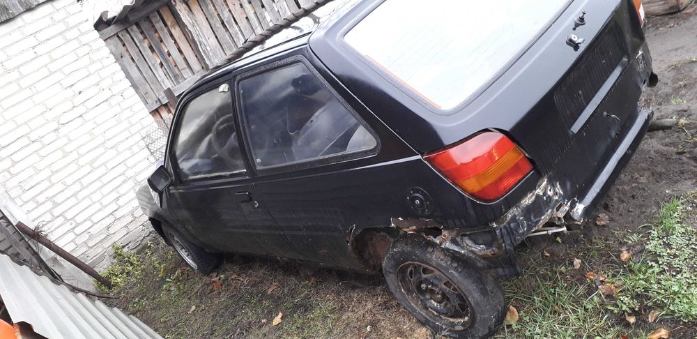 Автомобілі під розбір