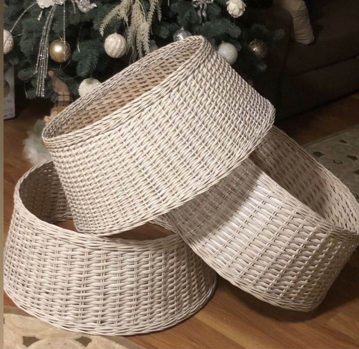 Корзина под елеку, кошик під ялинку