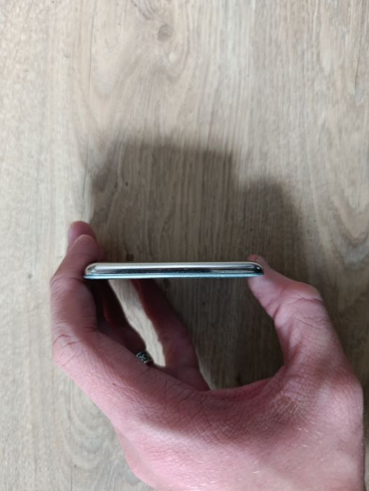 Мп3 плеер Ipod nano 5 16 gb в хорошем рабочем состоянии