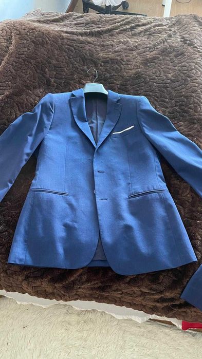 Conjunto Fato Azul- praticamente novo!