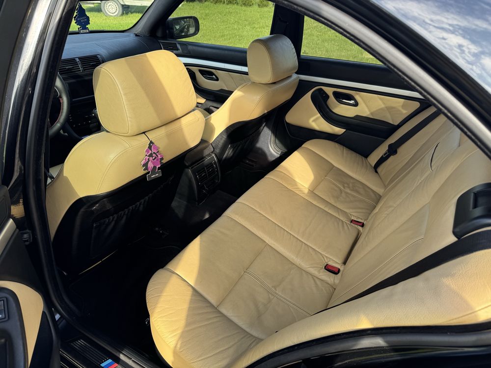 Sprzedam BMW E39 mpakiet 530d