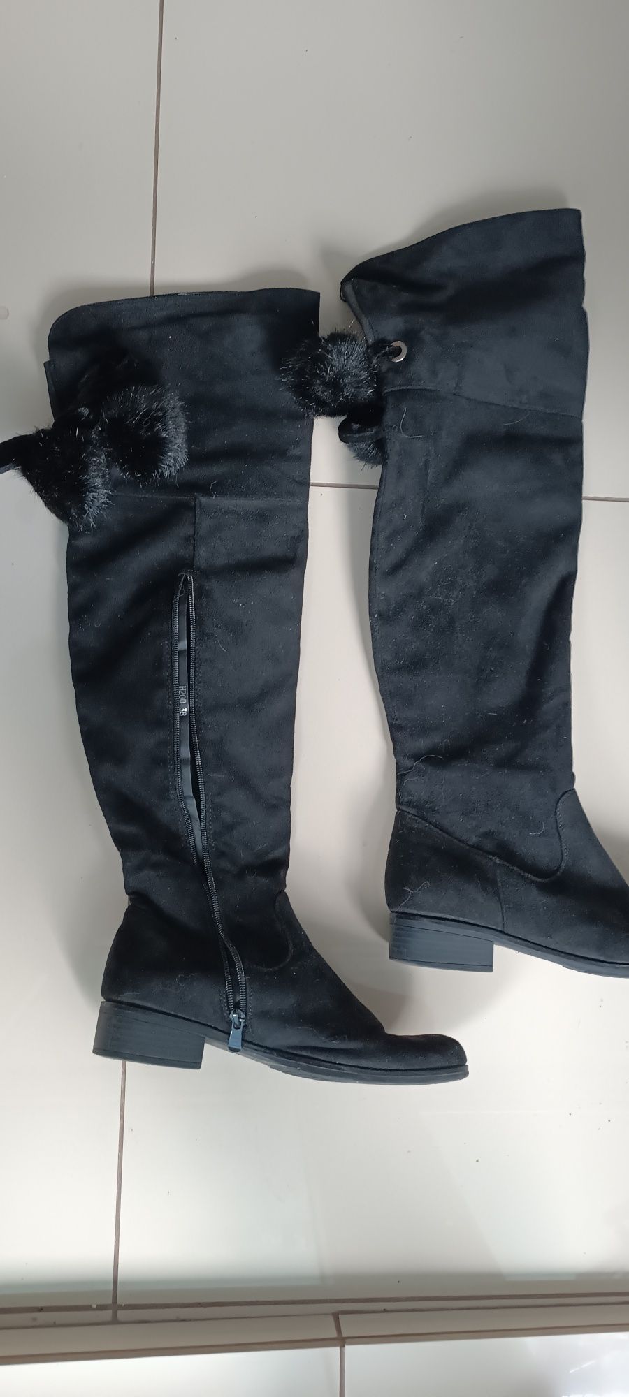 Czarne buty kozaki