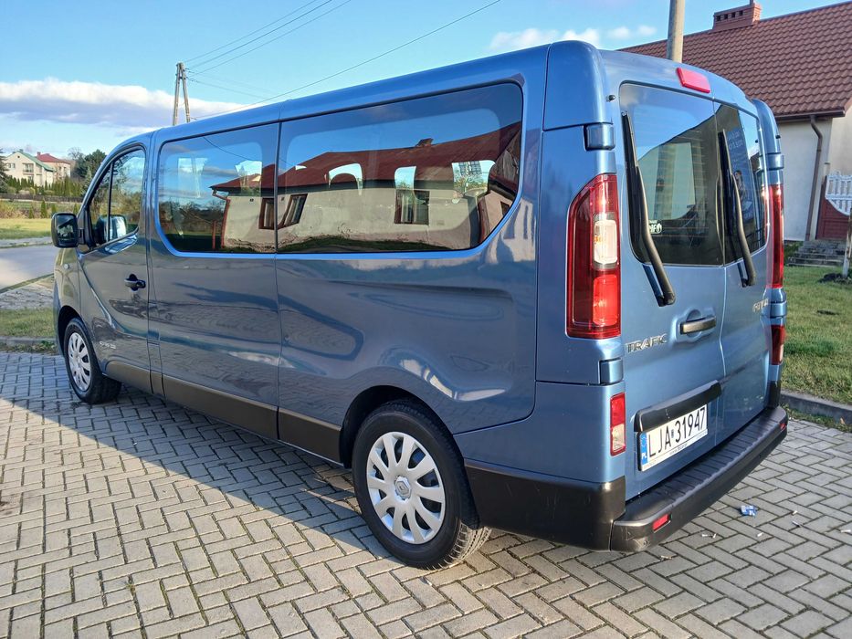 Renault Trafic 1.6 ,125 KM 9-osób,